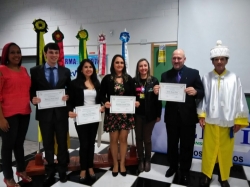 Formatura de sessão Especial dos cursos de Licenciatura em Artes Visuais e Ciências Biológicas